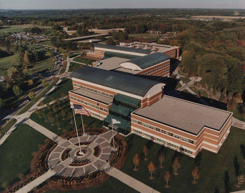 Padnos Hall of Science and Henry Hall